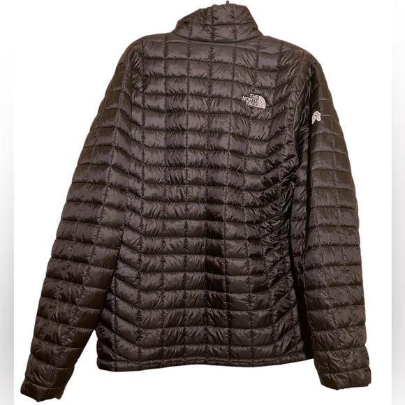 The North Face ThermoBall Trekker Jacket In Black Mens L Quilted Lyft Logo - Picture 7 of 11